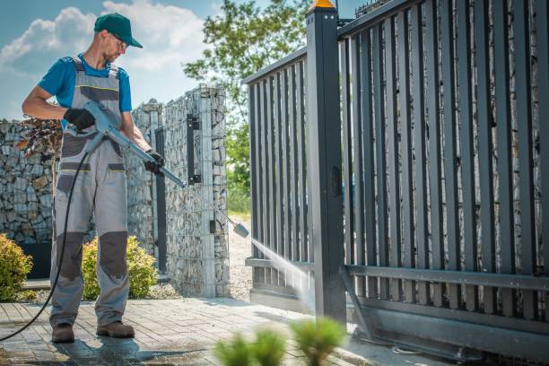 Best Driveway Pressure Washing  in Hewlett, NY